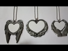 クリエイティブ クリスマスオーナメント ハート イン ハンドス サブライメーション カー・チャーム ペンダント 熱圧用の空白